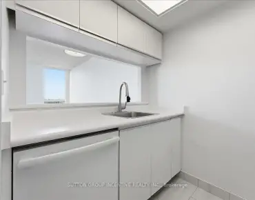 
            #817-2460 Eglinton Ave E Eglinton East 1睡房1卫生间1车位, 出售价格332000.00加元                    