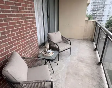 
            #706-121 Trudelle St Eglinton East 3睡房2卫生间2车位, 出售价格564900.00加元                    