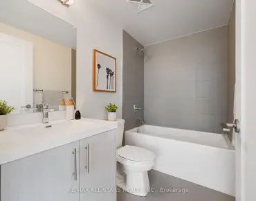 #2103-286 Main St East End-Danforth 1 beds 1 baths garage 579000.00