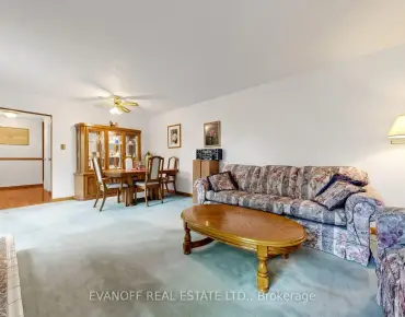 
            #11-117 Burrows Hall Blvd Malvern 3睡房2卫生间2车位, 出售价格499900.00加元                    