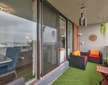 #1608-100 Prudential Dr Dorset Park 2 beds 2 baths 1 garage 489900.00