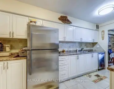 #608-3420 Eglinton Ave E Scarborough Village 3 beds 2 baths 1 garage 529000.00