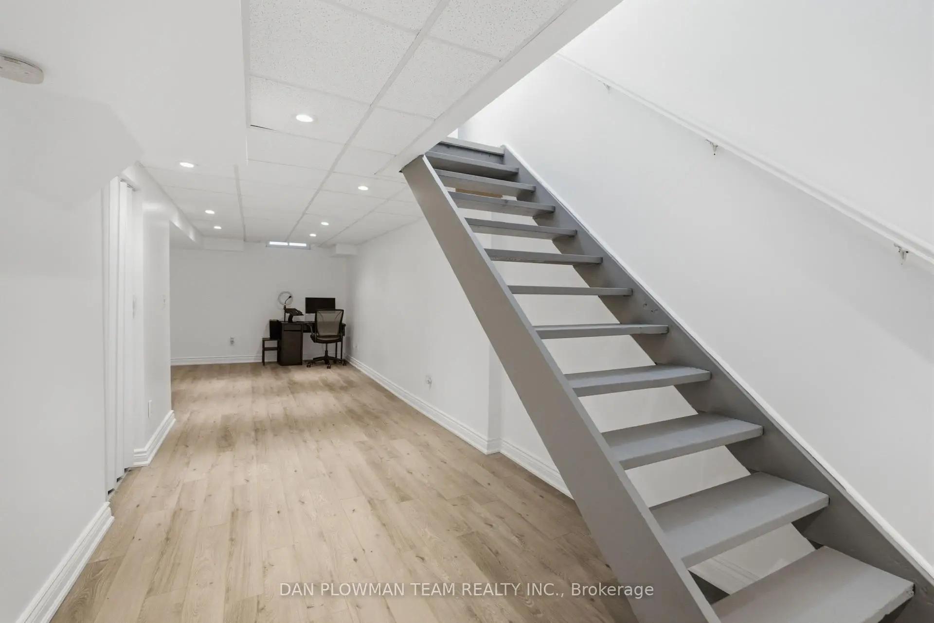 Toronto 共管镇屋