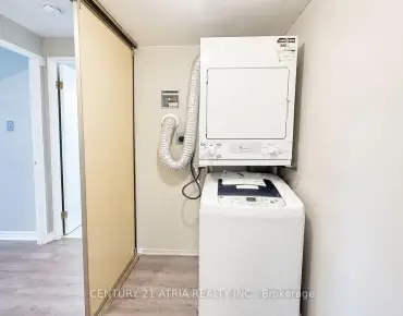 
#1213-3233 Eglinton Ave E Scarborough Village 1 beds 1 baths 1 garage 380000.00        