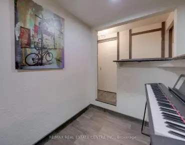 #30-773 Military Trl Morningside 3 beds 2 baths 1 garage 619900.00