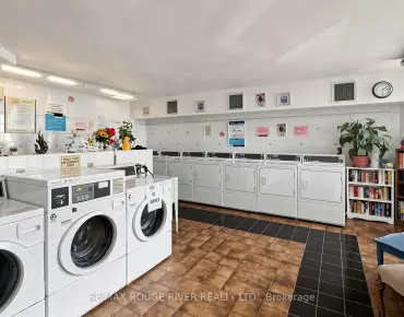 #1003-5580 Sheppard Ave E Malvern 1睡房1卫生间1车位, 出售价格349900.00加元