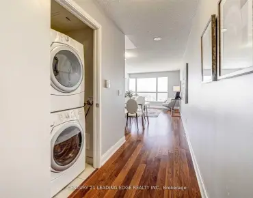 #2415-135 Village Green Sq Agincourt South-Malvern West 1 beds 1 baths 1 garage 425000.00