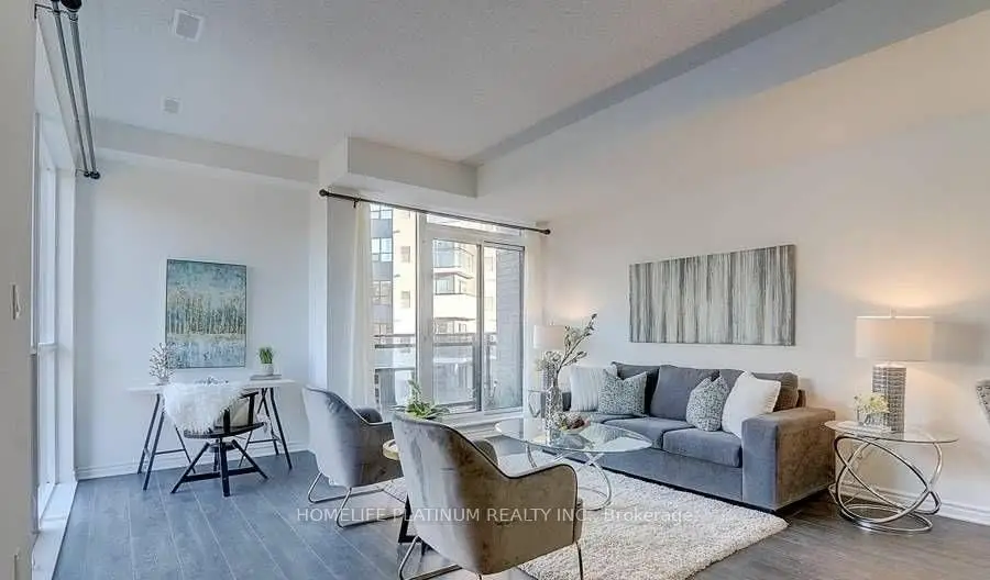 Toronto 共管镇屋