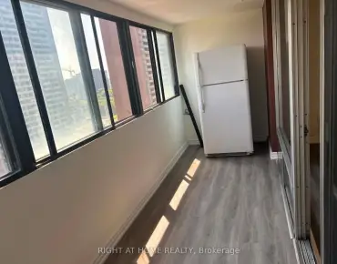 #1508-5 Massey Sq Crescent Town 2睡房1卫生间1车位, 出售价格399000.00加元