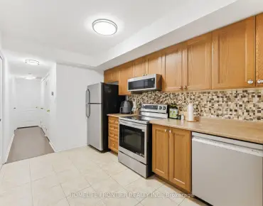 #207-45 Strangford Ln Clairlea-Birchmount 2睡房2卫生间1车位, 出售价格510000.00加元