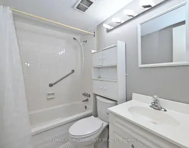 
            #2602-5 Massey Sq Crescent Town 1睡房1卫生间车位, 出售价格312000.00加元                    