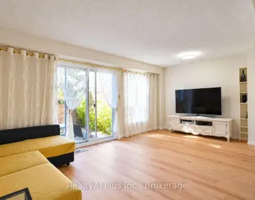 #9-100 Burrows Hall Blvd Malvern 3 beds 3 baths 1 garage 599000.00