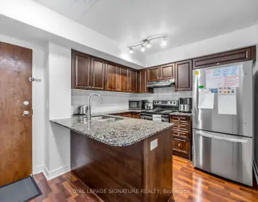 #322-60 Fairfax Cres Clairlea-Birchmount 2睡房1卫生间1车位, 出售价格435000.00加元
