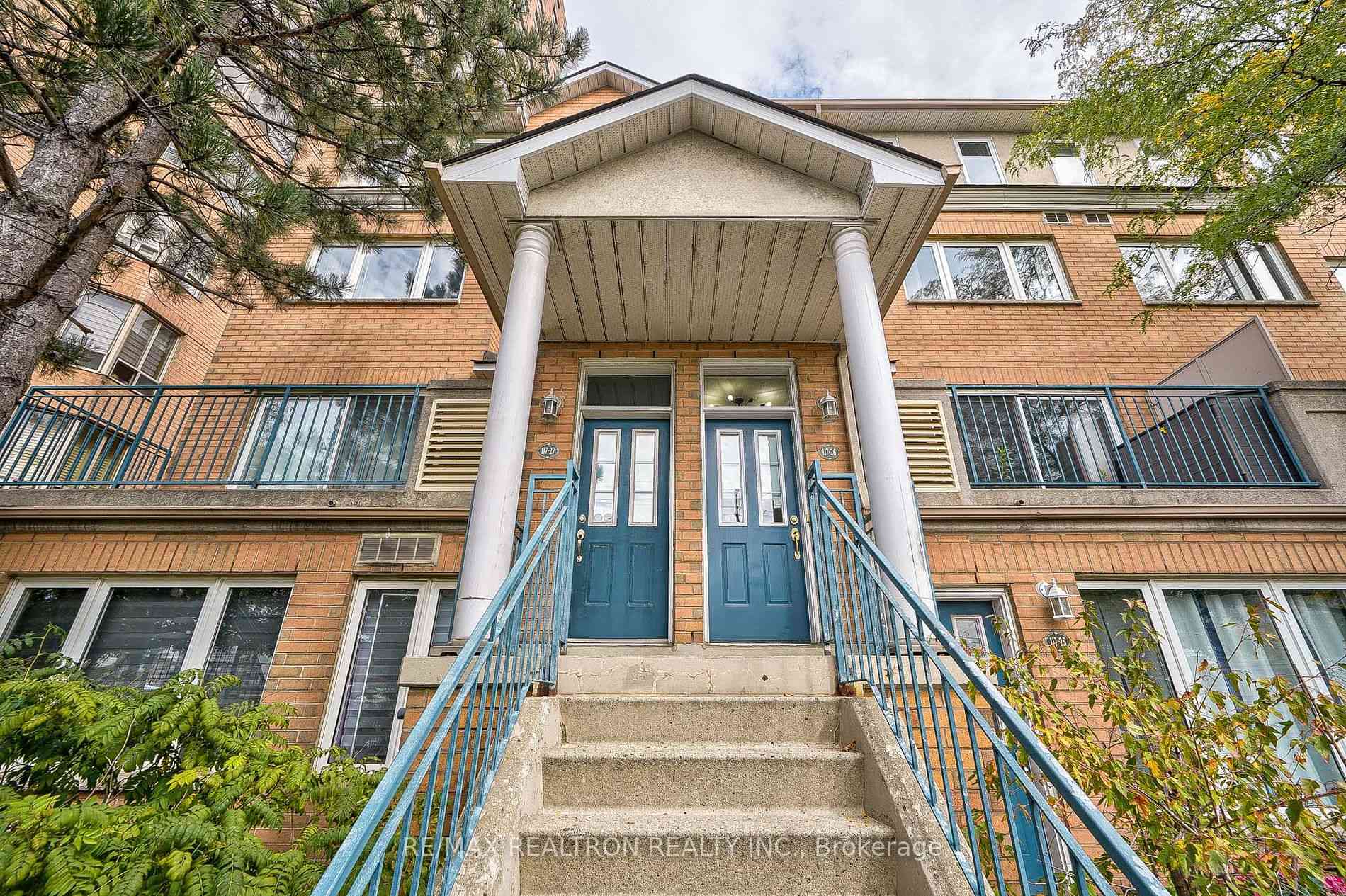 Toronto condo townhouses