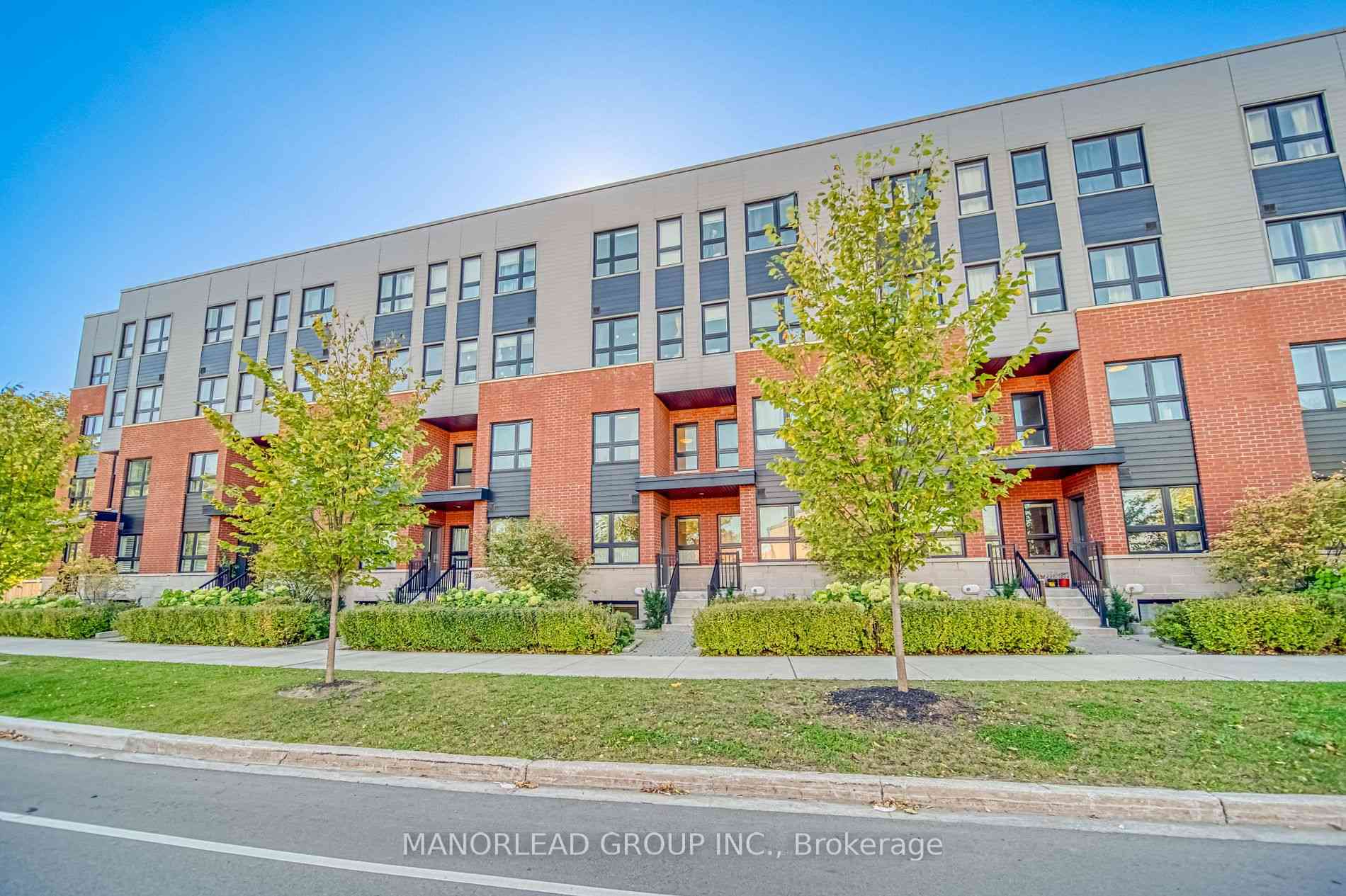 Toronto condo townhouses