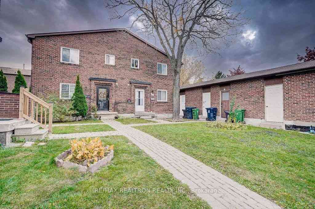 Toronto condo townhouses