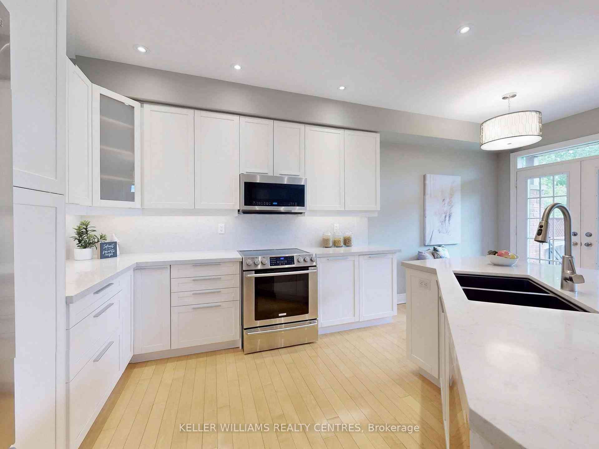 Aurora condo townhouses