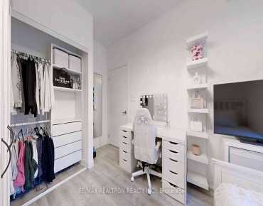 
#319C-38 Simcoe Prom Unionville 2 beds 2 baths 1 garage 734800.00        