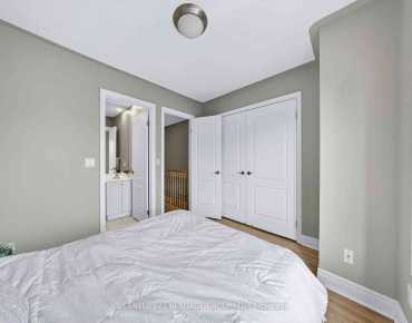 
82 Suncrest Blvd Commerce Valley 3 beds 3 baths 2 garage 899900.00        