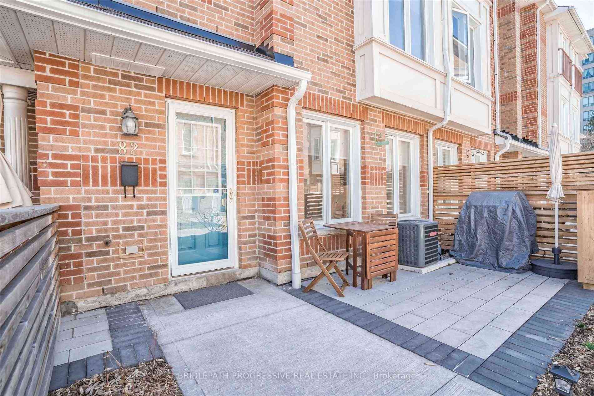 Vaughan 共管镇屋