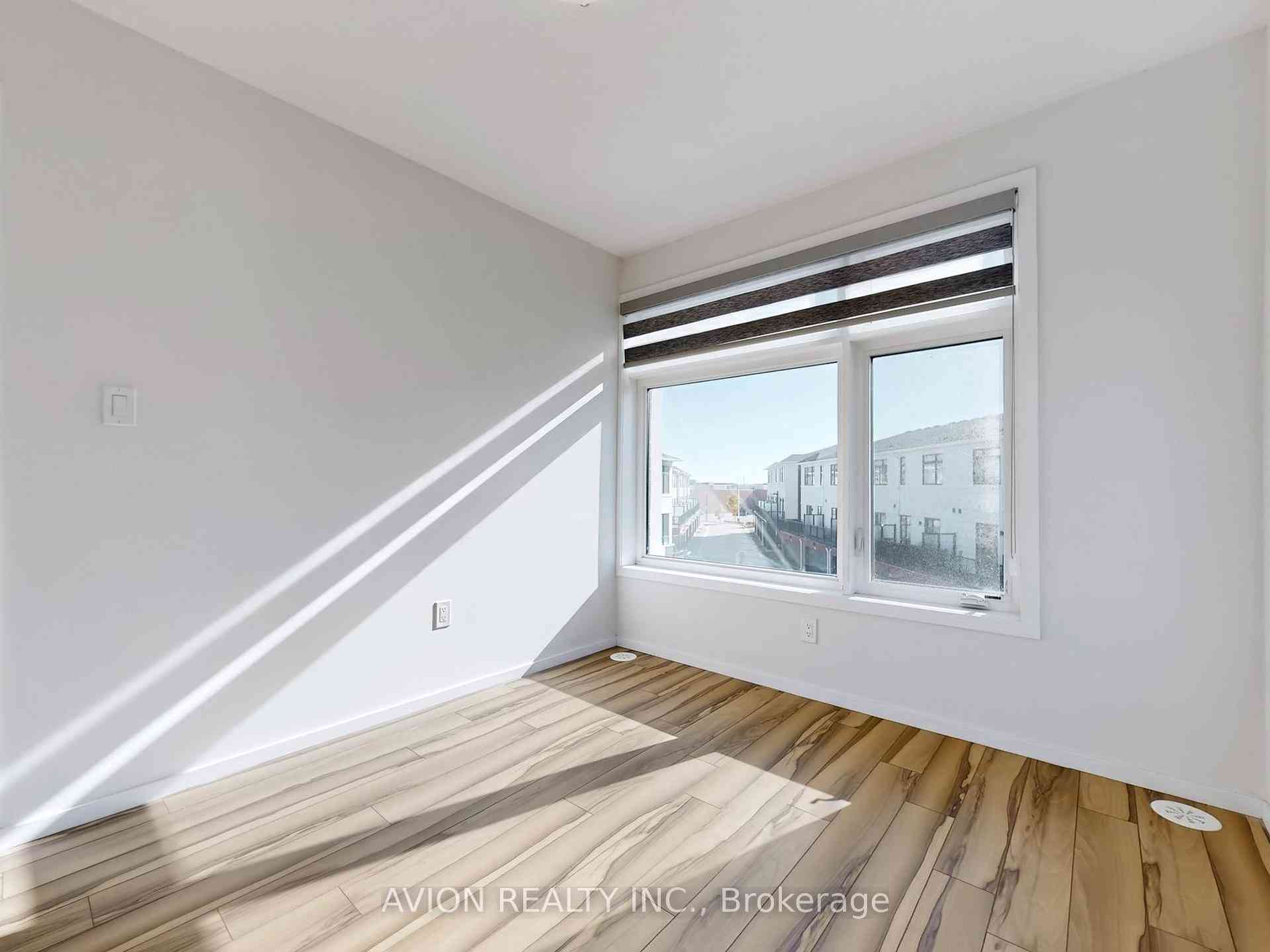 Richmond Hill condo townhouses