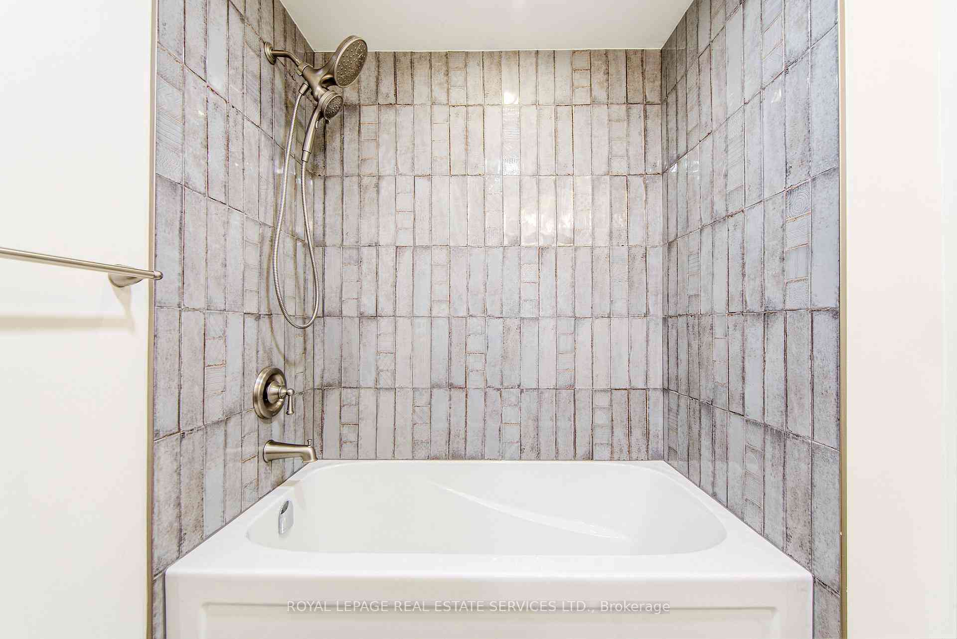 Aurora condo townhouses