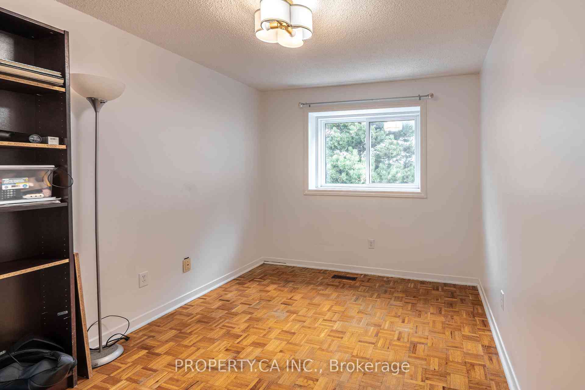 Richmond Hill condo townhouses