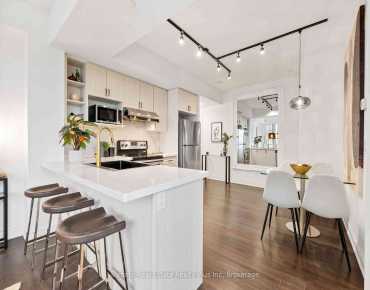 #711-99 South Town Centre Blvd Unionville 2 beds 2 baths 1 garage 680000.00