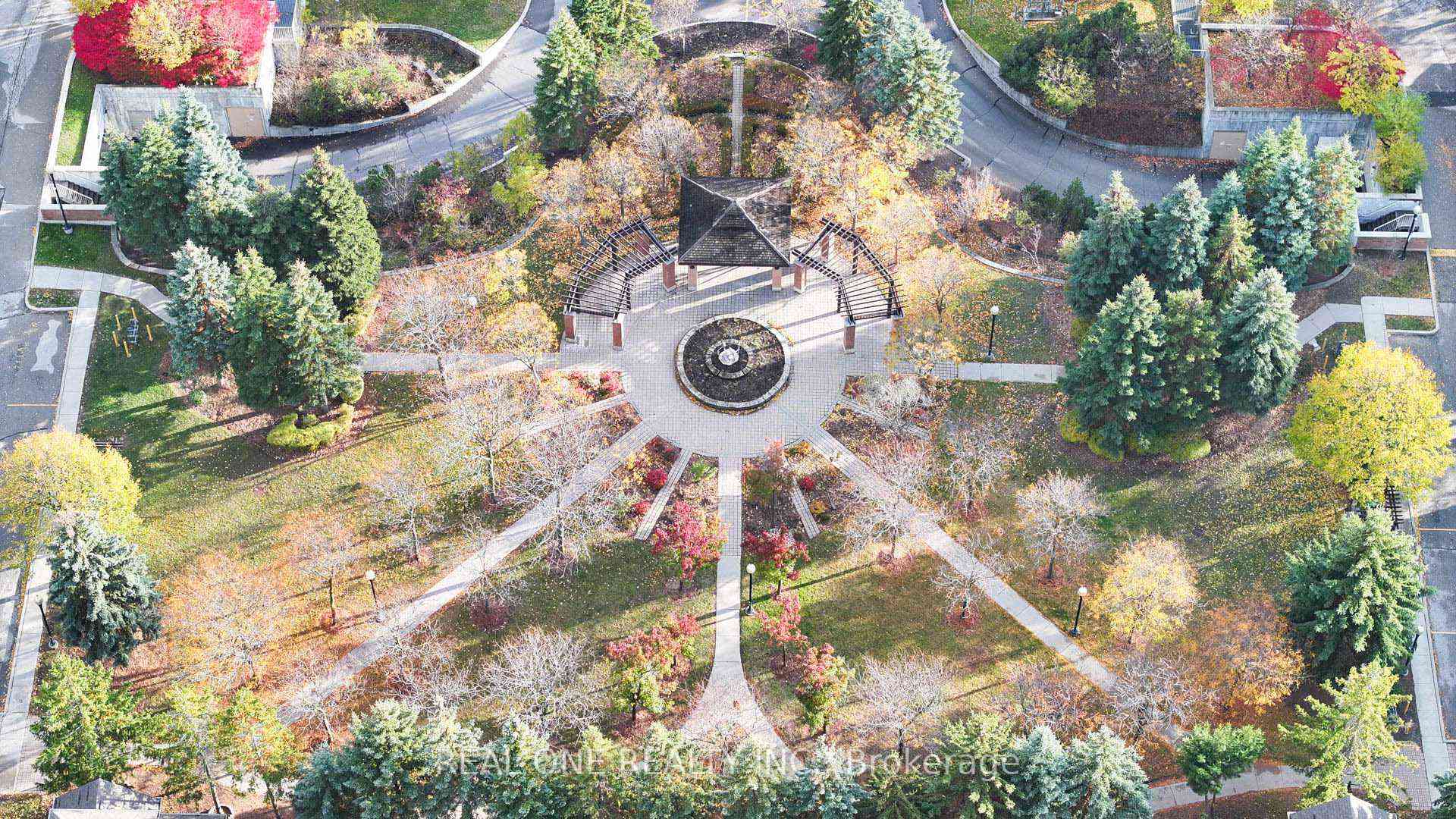 Markham 共管镇屋