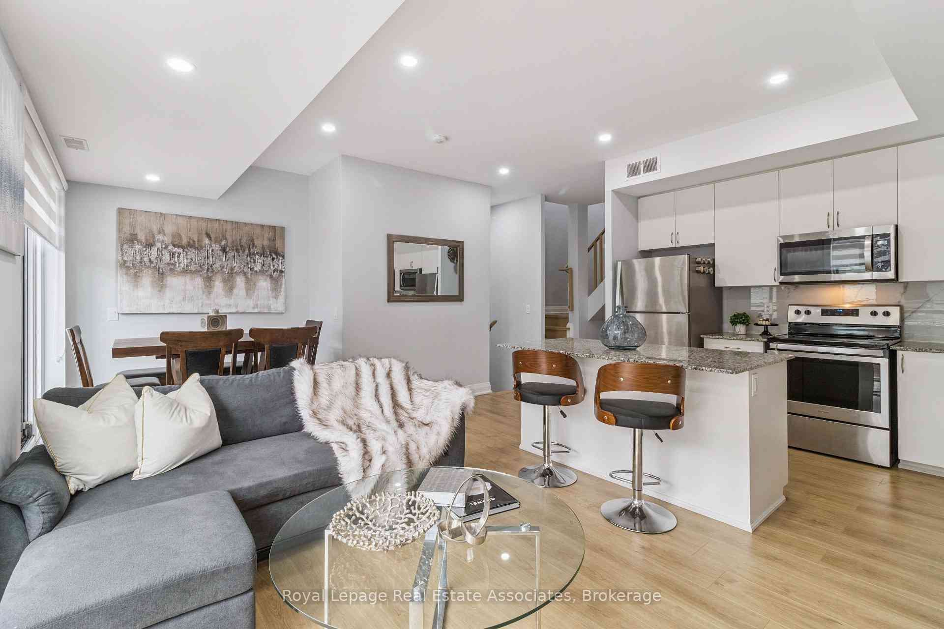 Vaughan condo townhouses