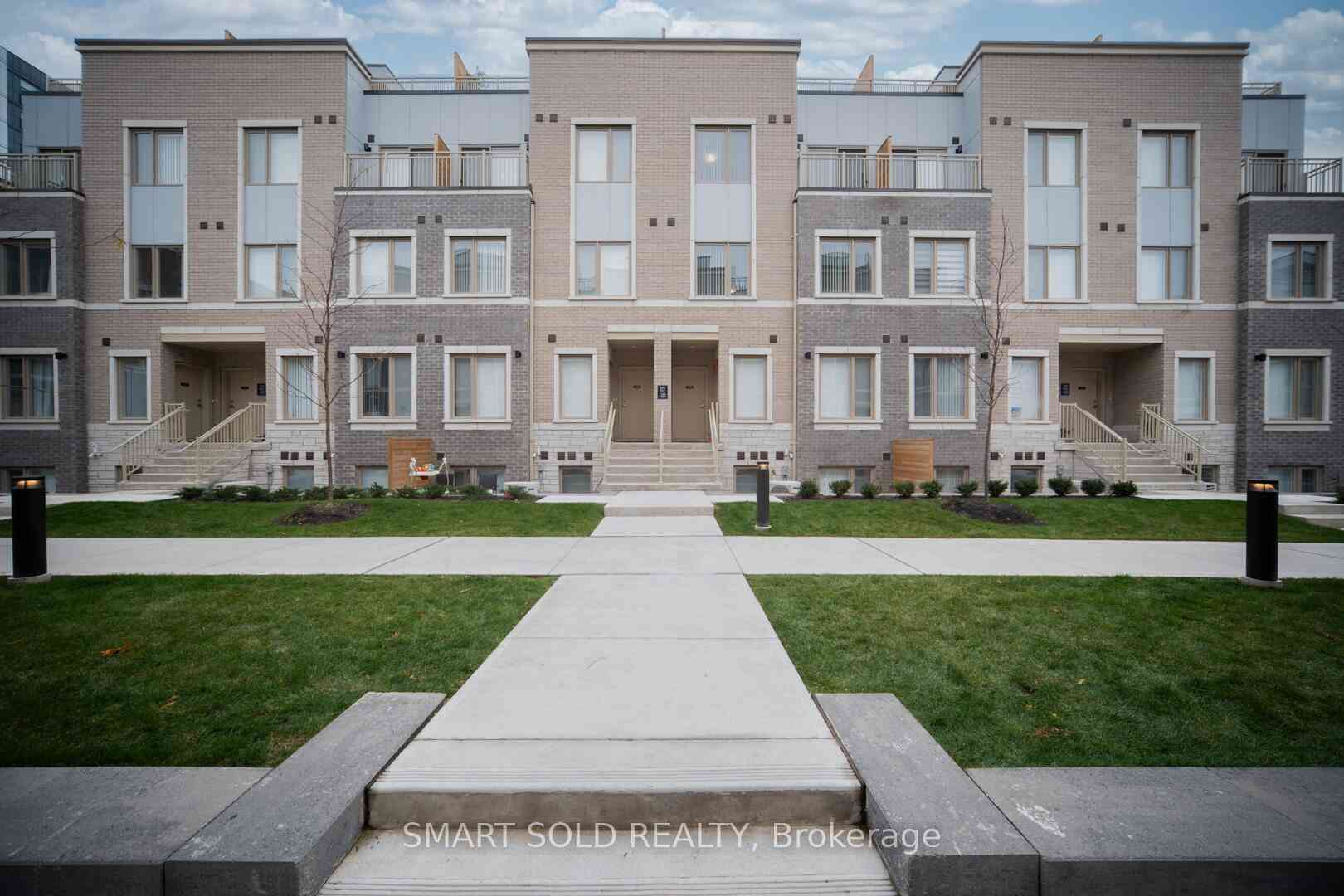 Vaughan condo townhouses