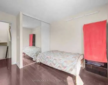 #118-244 Milestone Cres Aurora Village 3 beds 2 baths 2 garage 530000.00