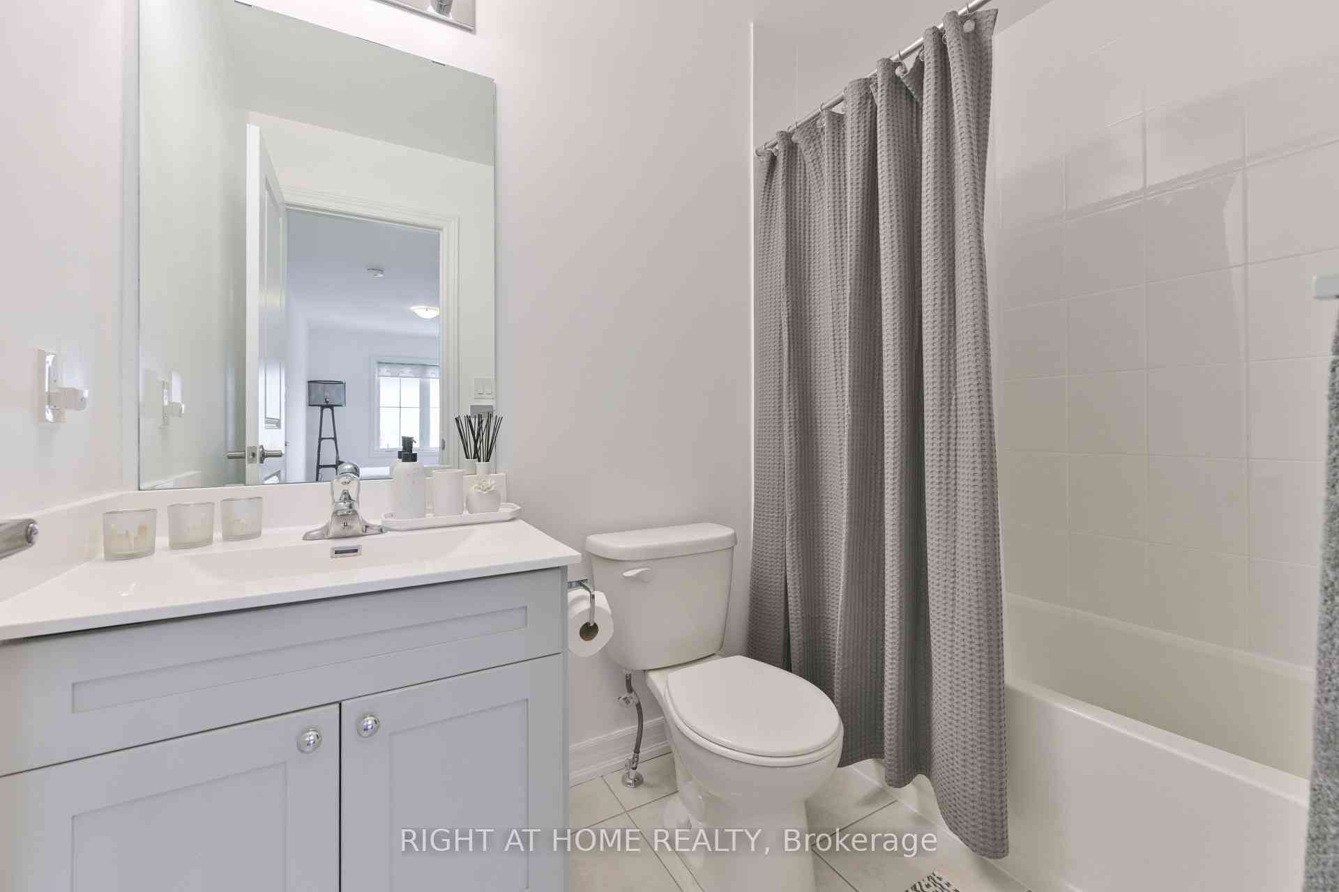 Vaughan 共管镇屋