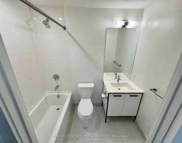 #018-185 Deerfield Rd Central Newmarket 2 beds 2 baths 1 garage 612275.00