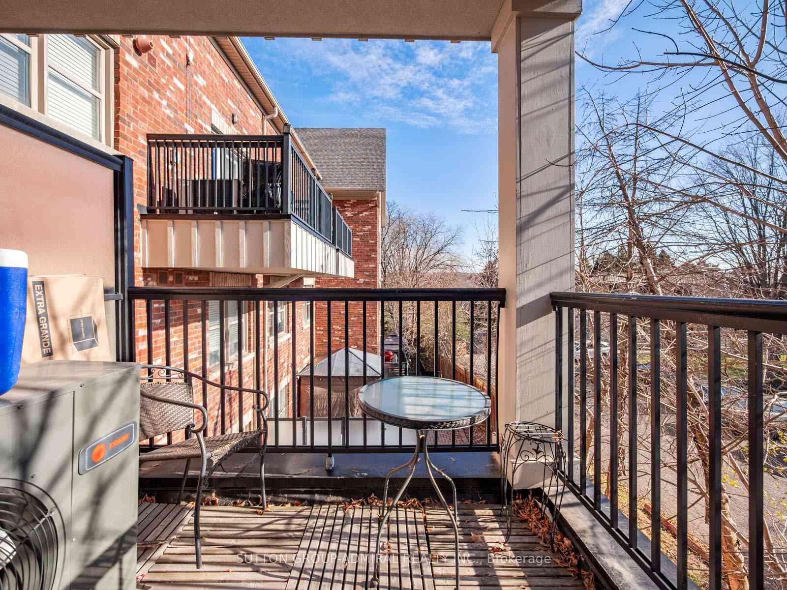 Vaughan condo townhouses