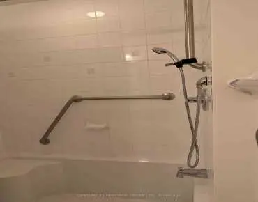 #PHB 89-11211 Yonge St Devonsleigh 1 beds 2 baths 1 garage 588000.00