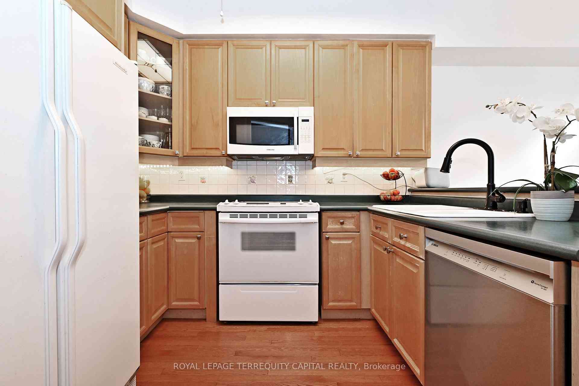 Richmond Hill condo townhouses