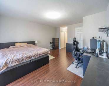 
            #11-1 Alpen Way Unionville 3睡房3卫生间2车位, 出售价格699999.00加元                    