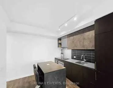 #4701-7890 Jane St Concord 1 beds 1 baths garage 425000.00