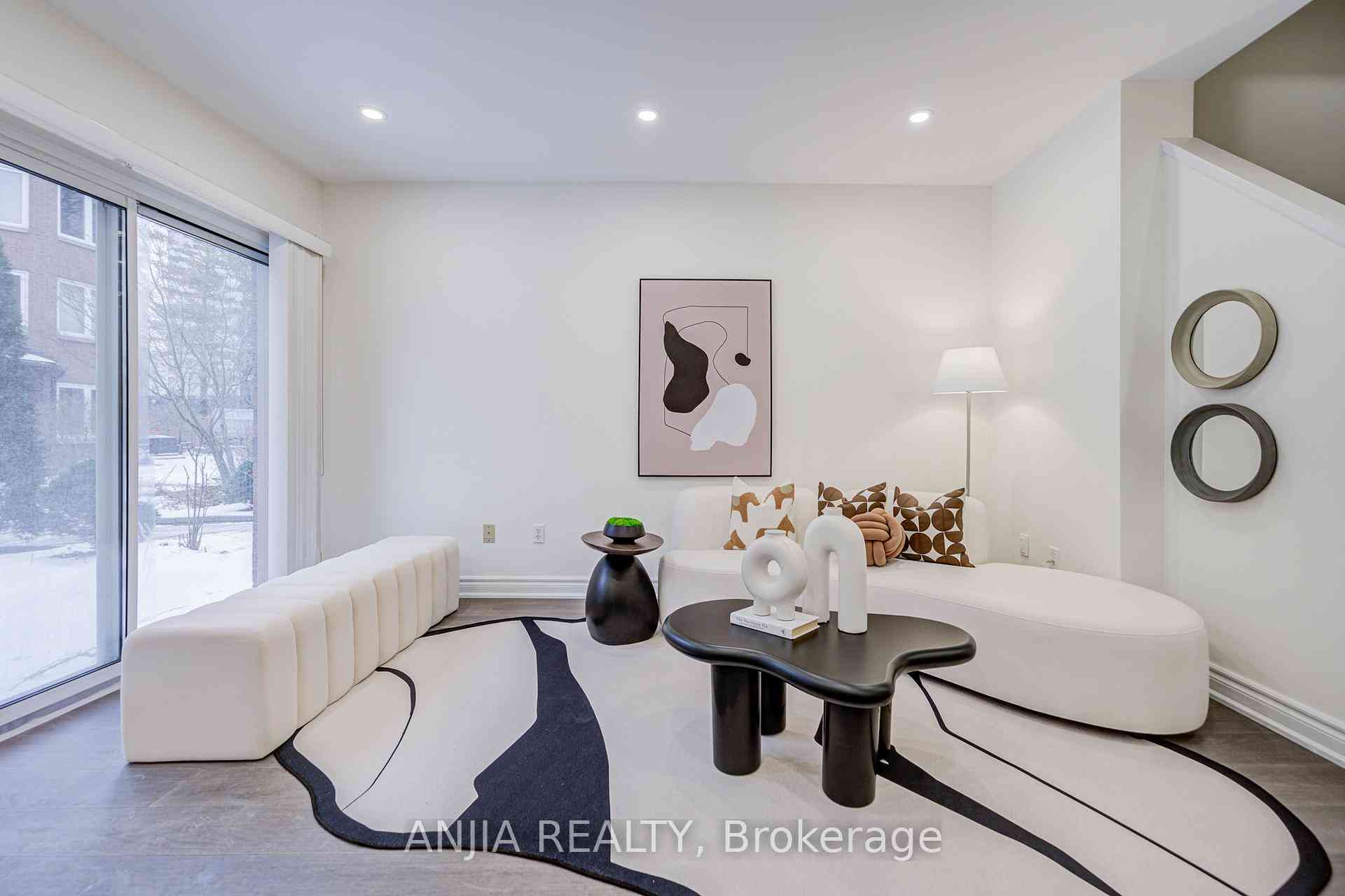 Vaughan condo townhouses