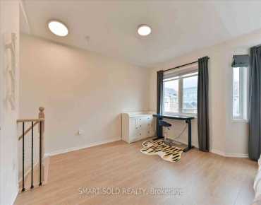 #152-18 Clark Ave W Crestwood-Springfarm-Yorkhill 3 beds 3 baths 1 garage 800000.00