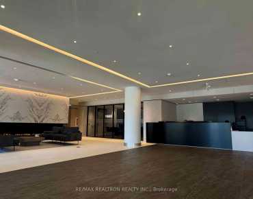 #728-50 Upper Mall Way Brownridge 1 beds 1 baths garage 399000.00