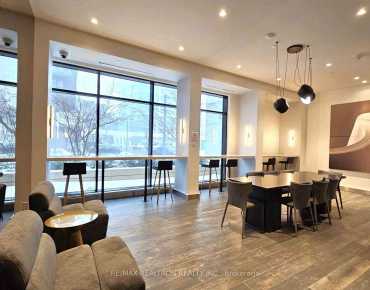 #1010-38 Water Walk Dr Unionville 2 beds 2 baths 1 garage 699000.00