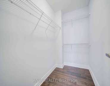 
390 Arthur Bonner Ave Cornell 2 beds 3 baths 2 garage 799000.00        