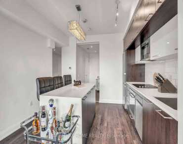 
            #810-4800 Highway 7 N/A East Woodbridge 2睡房2卫生间1车位, 出售价格679900.00加元                    