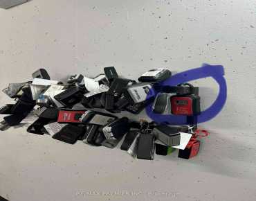 #2001-2900 Highway 7 N/A Concord 1 beds 2 baths 1 garage 599000.00