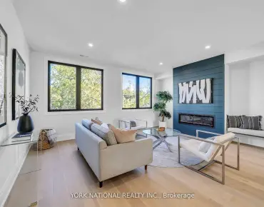 #8-59 Charles St Central Newmarket 3 beds 3 baths 1 garage 999000.00