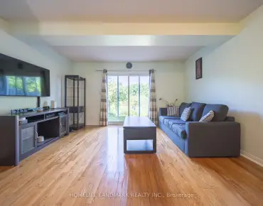 
            #57-119 William Curtis Circ Gorham-College Manor 3睡房3卫生间2车位, 出售价格638800.00加元                    