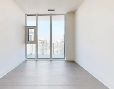 #PH109-8960 Jane St Concord 2 beds 3 baths 2 garage 999000.00