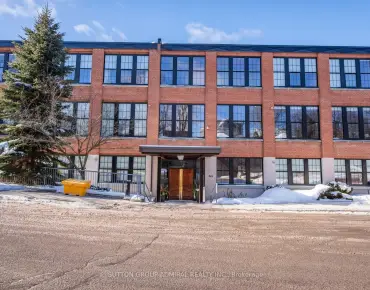 #204-543 Timothy St Central Newmarket 2 beds 2 baths 2 garage 869900.00